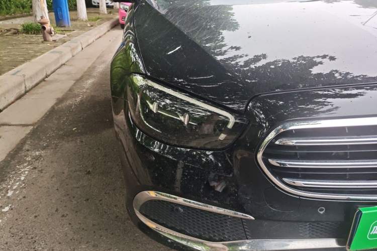 Used Mercedes-Benz E-Class 2022 Updated E 300 L Luxury Edition Right Front Headlight