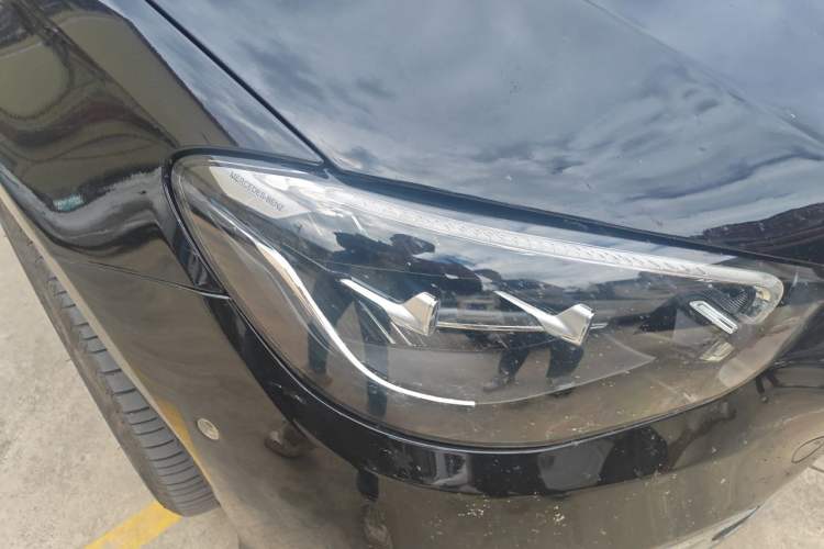 Used Mercedes-Benz E-Class 2022 Second Facelift E 300 L Fashion Edition Right Front Headlight
