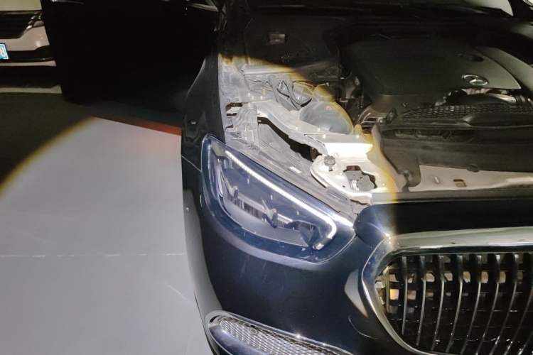 Used Mercedes-Benz E-Class 2022 Second Facelift E 260 L Right Front Headlight