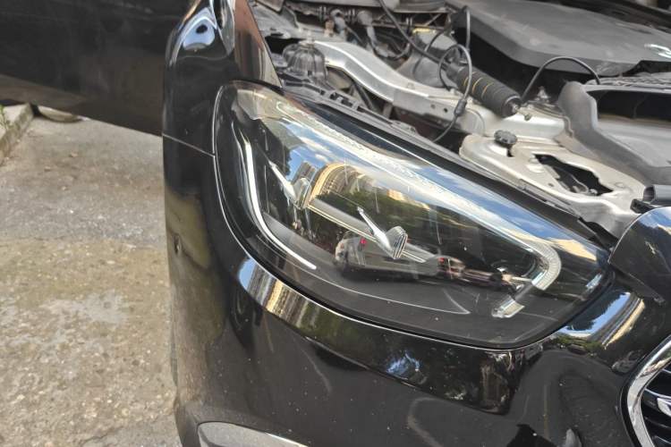 Used Mercedes-Benz E-Class 2022 E 300 L Stylish Model Right Front Headlight