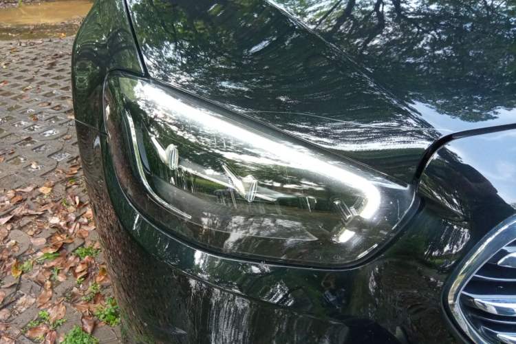 Used Mercedes-Benz E-Class 2022 Revised Version E 300 L Fashion Edition Right Front Headlight