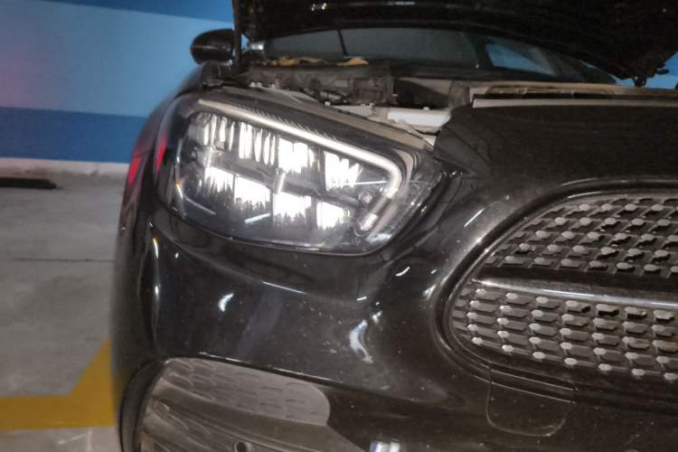 Used Mercedes-Benz E-Class 2022 E 260 L Sport Edition Right Front Headlight