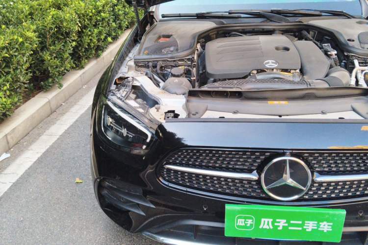 Used Mercedes-Benz E-Class 2022 Second Facelift E 300 L Sport Luxury Edition Right Front Headlight