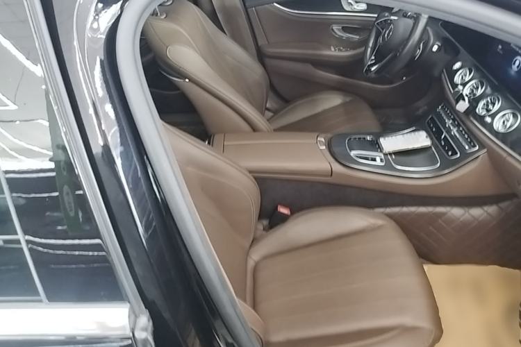 Used Mercedes-Benz E-Class 2022 Revised Version E 300 L Fashion Edition Right Front Seat