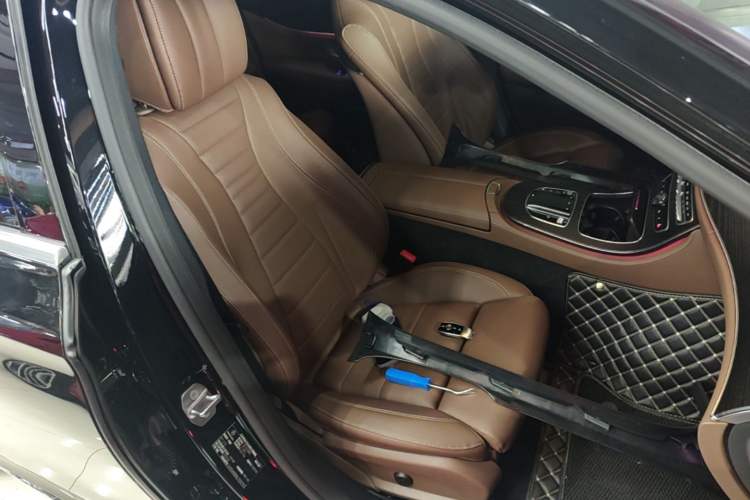 Used Mercedes-Benz E-Class 2022 E 260 L Sport Edition Right Front Seat