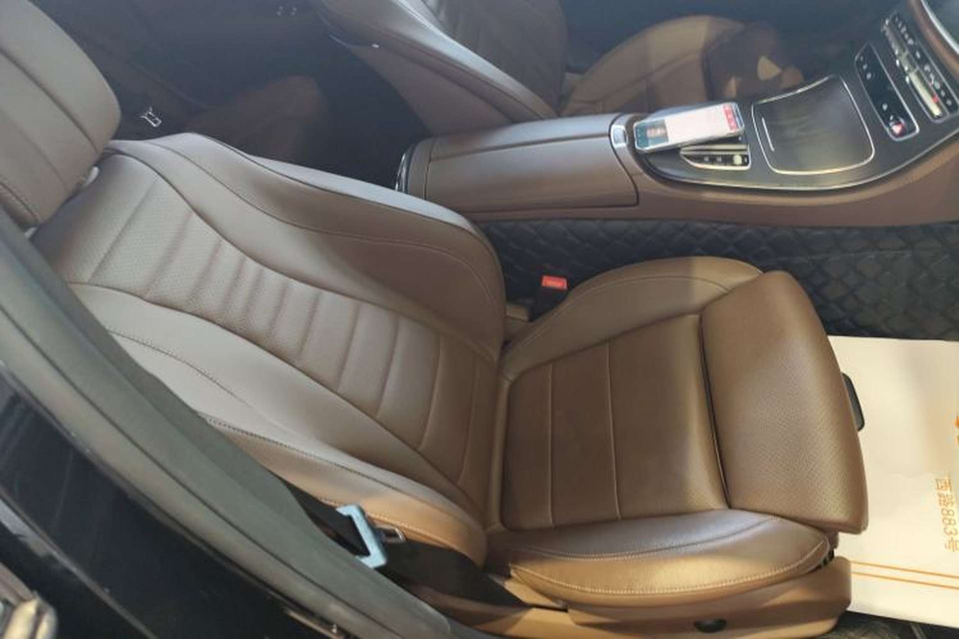 Used Mercedes-Benz E-Class 2022 Second Facelift E 300 L Sport Luxury Edition Right Front Seat