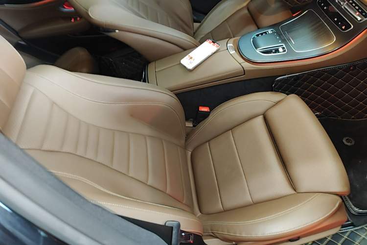 Used Mercedes-Benz E-Class 2022 Revised E 300 L Sporty and Stylish Edition Right Front Seat