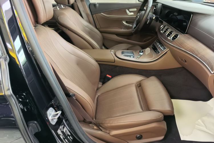 Used Mercedes-Benz E-Class 2022 E 260 L Right Front Seat