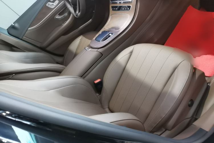 Used Mercedes-Benz E-Class 2022 Revised Version E 300 L Fashion Edition Right Front Seat