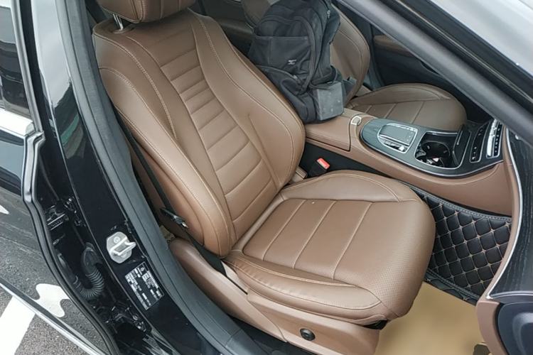 Used Mercedes-Benz E-Class 2022 E 300 L Sporty and Stylish Model Right Front Seat