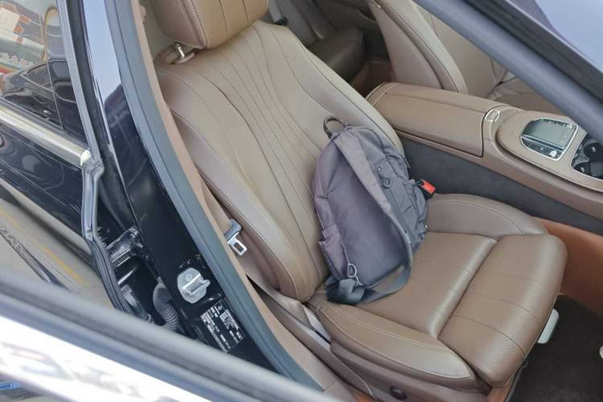 Used Mercedes-Benz E-Class 2022 Second Facelift E 300 L Fashion Edition Right Front Seat