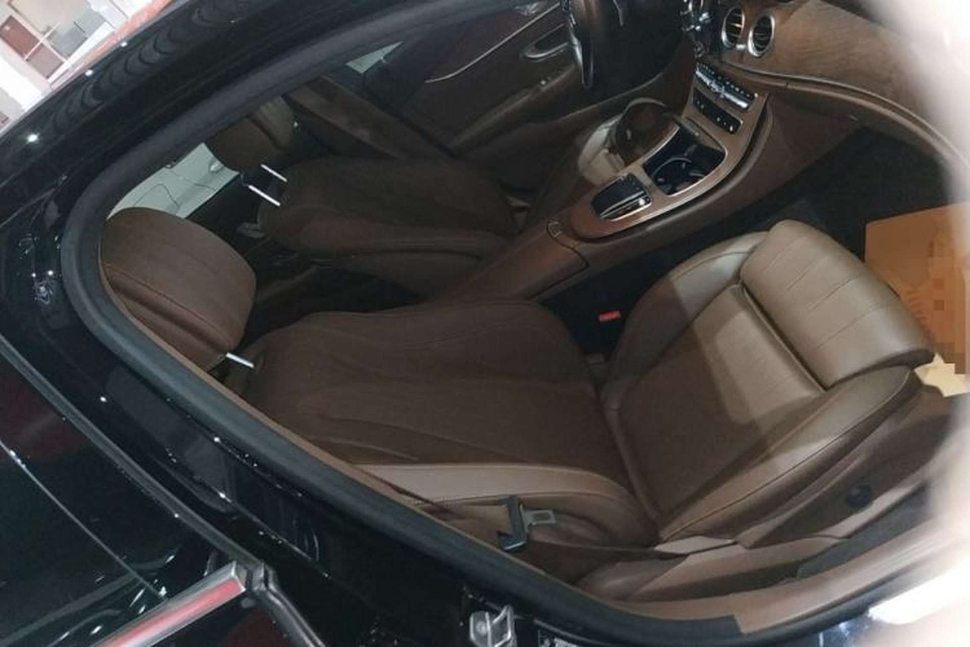 Used Mercedes-Benz E-Class 2022 Updated E 300 L Luxury Edition Right Front Seat
