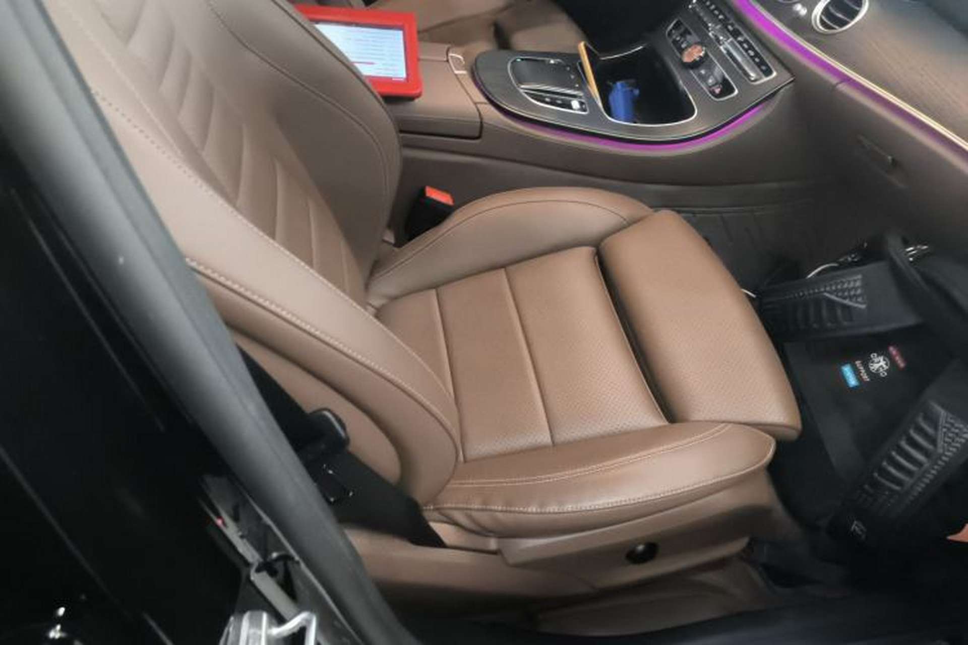 Used Mercedes-Benz E-Class 2022 Revised E 300 L Sport Luxury Edition Right Front Seat