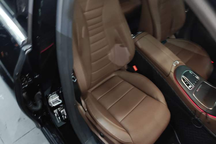 Used Mercedes-Benz E-Class 2022 Revised Version E 300 L Sport Luxury Edition Right Front Seat