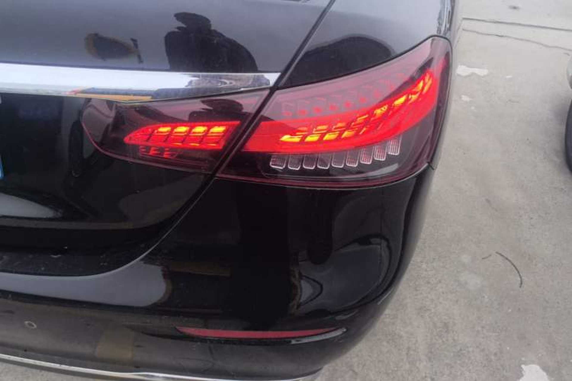 Used Mercedes-Benz E-Class 2022 Updated E 300 L Luxury Edition Right Rear Taillight