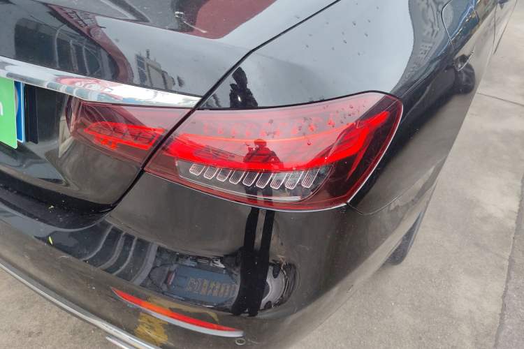 Used Mercedes-Benz E-Class 2022 Updated E 260 L Right Rear Taillight