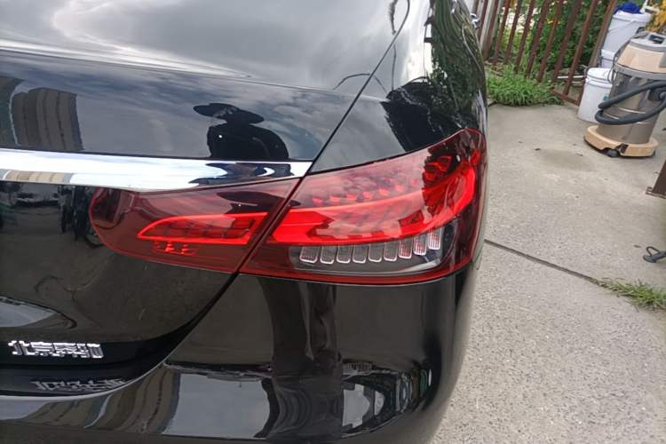 Used Mercedes-Benz E-Class 2022 Restyled E 260 L Sport Edition Right Rear Taillight