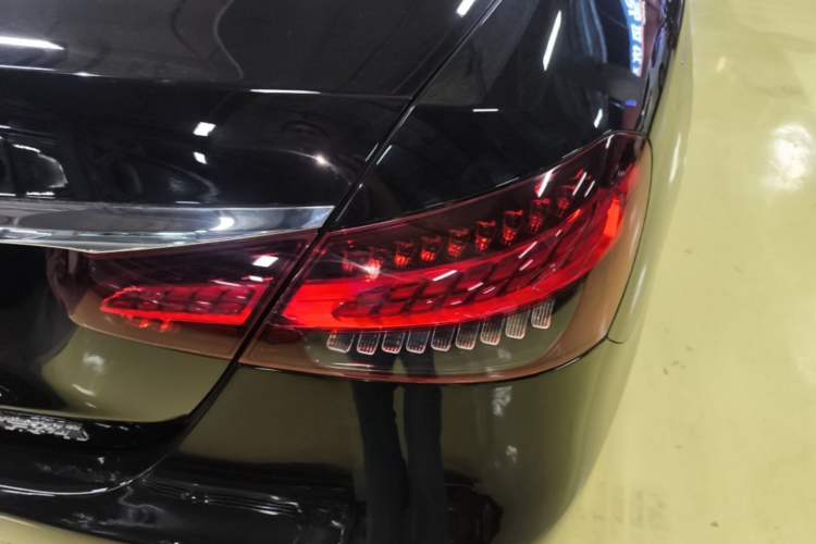 Used Mercedes-Benz E-Class 2022 E 260 L Right Rear Taillight