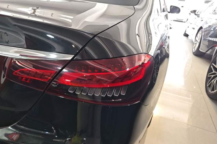 Used Mercedes-Benz E-Class 2022 E 300 L Stylish Model Right Rear Taillight