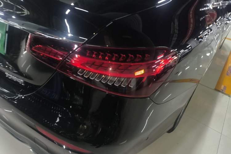 Used Mercedes-Benz E-Class 2022 E 260 L Sport Edition Right Rear Taillight