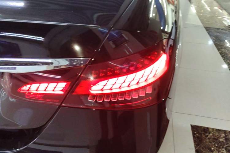 Used Mercedes-Benz E-Class 2022 E 300 L Stylish Model Right Rear Taillight