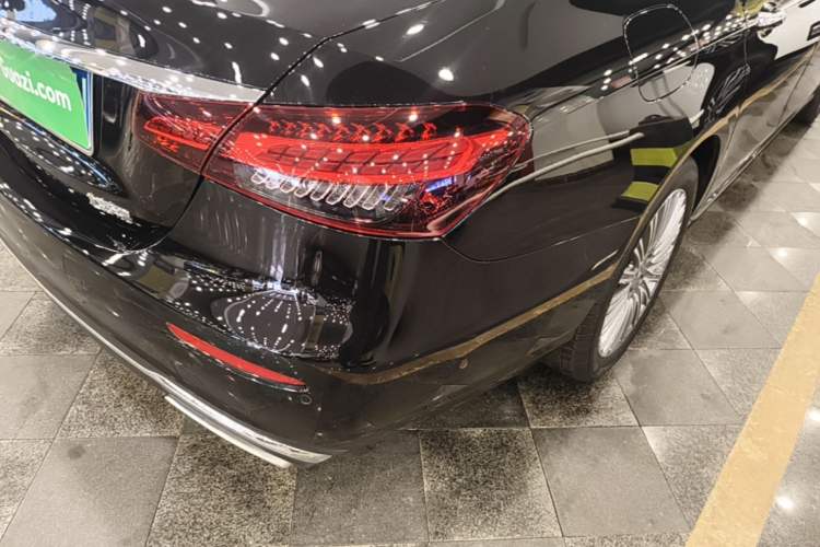 Used Mercedes-Benz E-Class 2022 E 300 L Stylish Model Right Rear Taillight