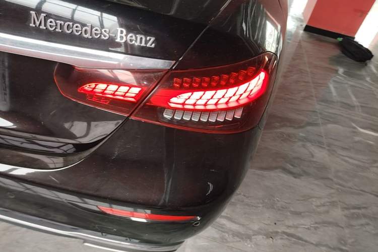 Used Mercedes-Benz E-Class 2022 Second Facelift E 300 L Fashion Edition Right Rear Taillight
