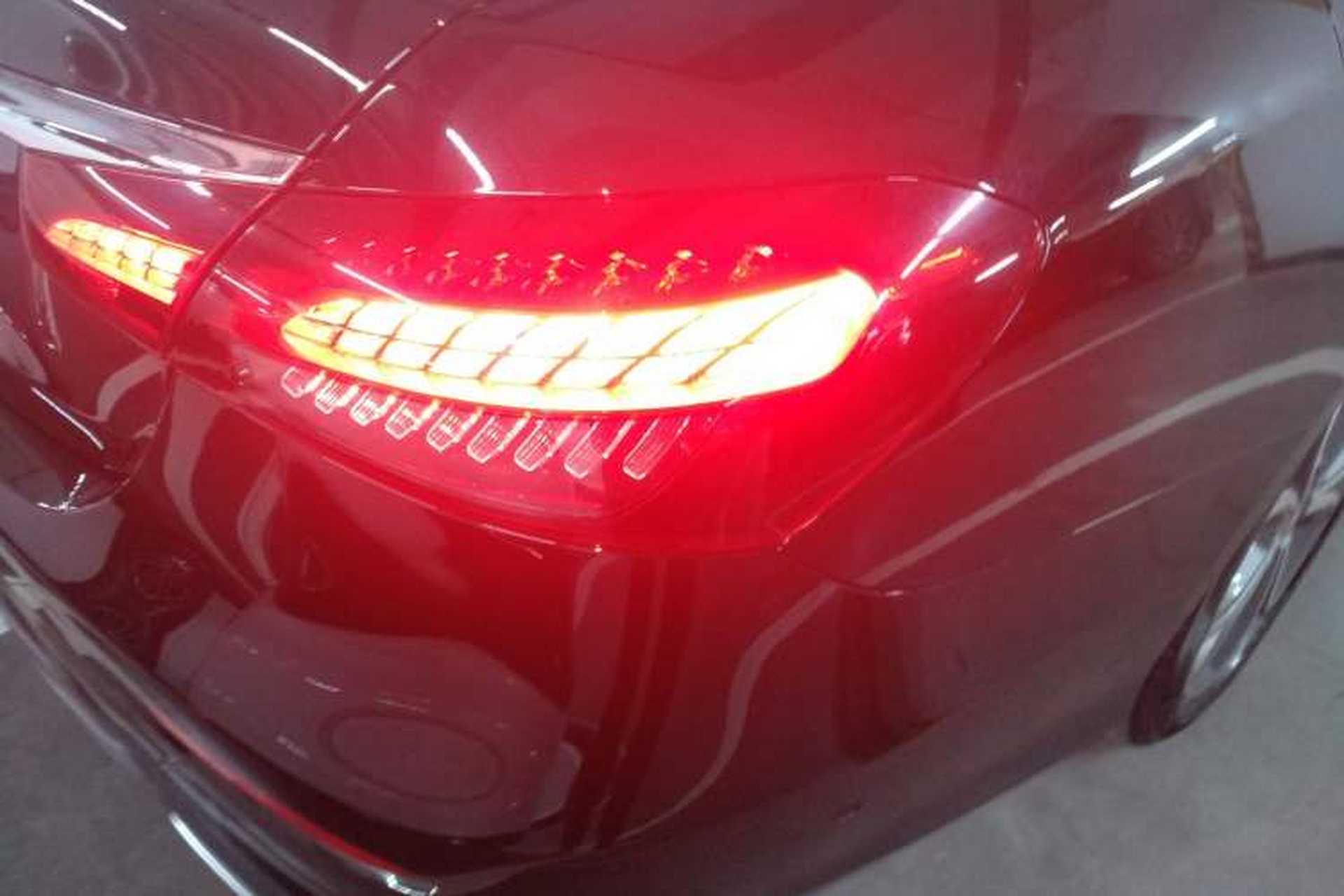 Used Mercedes-Benz E-Class 2022 Second Facelift E 300 L Sport Luxury Edition Right Rear Taillight