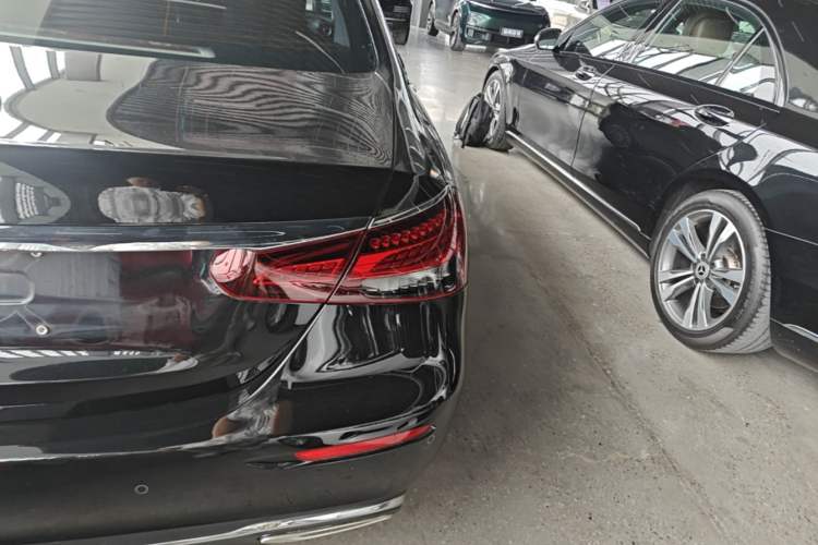 Used Mercedes-Benz E-Class 2022 Revised Version E 300 L Luxury Edition Right Rear Taillight