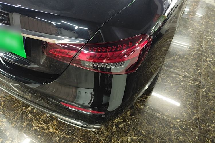 Used Mercedes-Benz E-Class 2022 Revised Version E 300 L Fashion Edition Right Rear Taillight