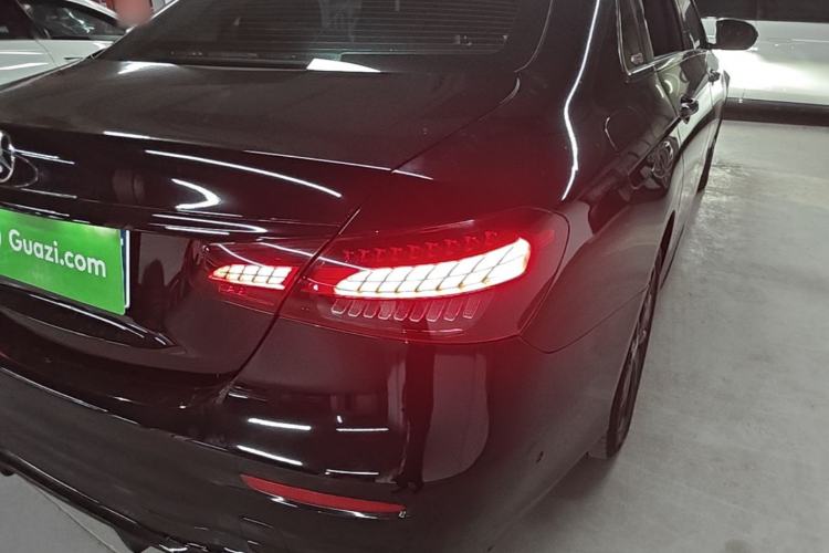 Used Mercedes-Benz E-Class 2022 Revised E 300 L Sporty and Stylish Edition Right Rear Taillight