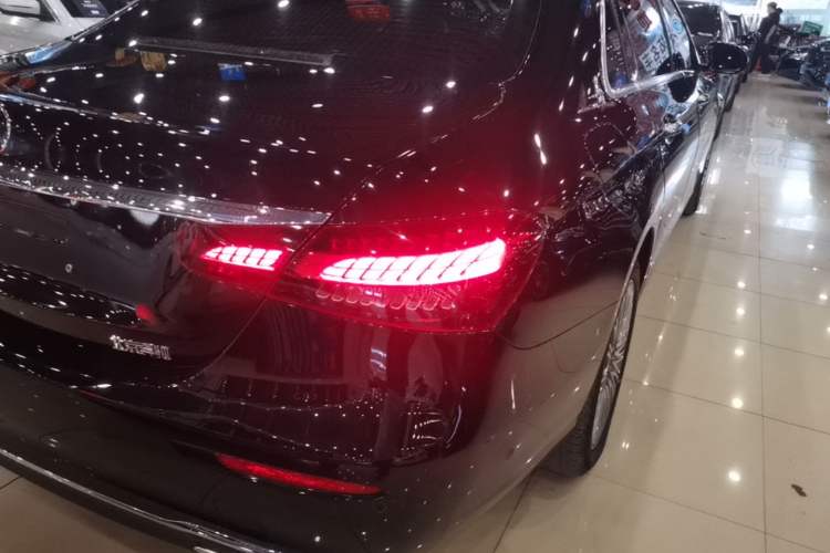 Used Mercedes-Benz E-Class 2022 Second Facelift E 300 L Luxury Edition Right Rear Taillight