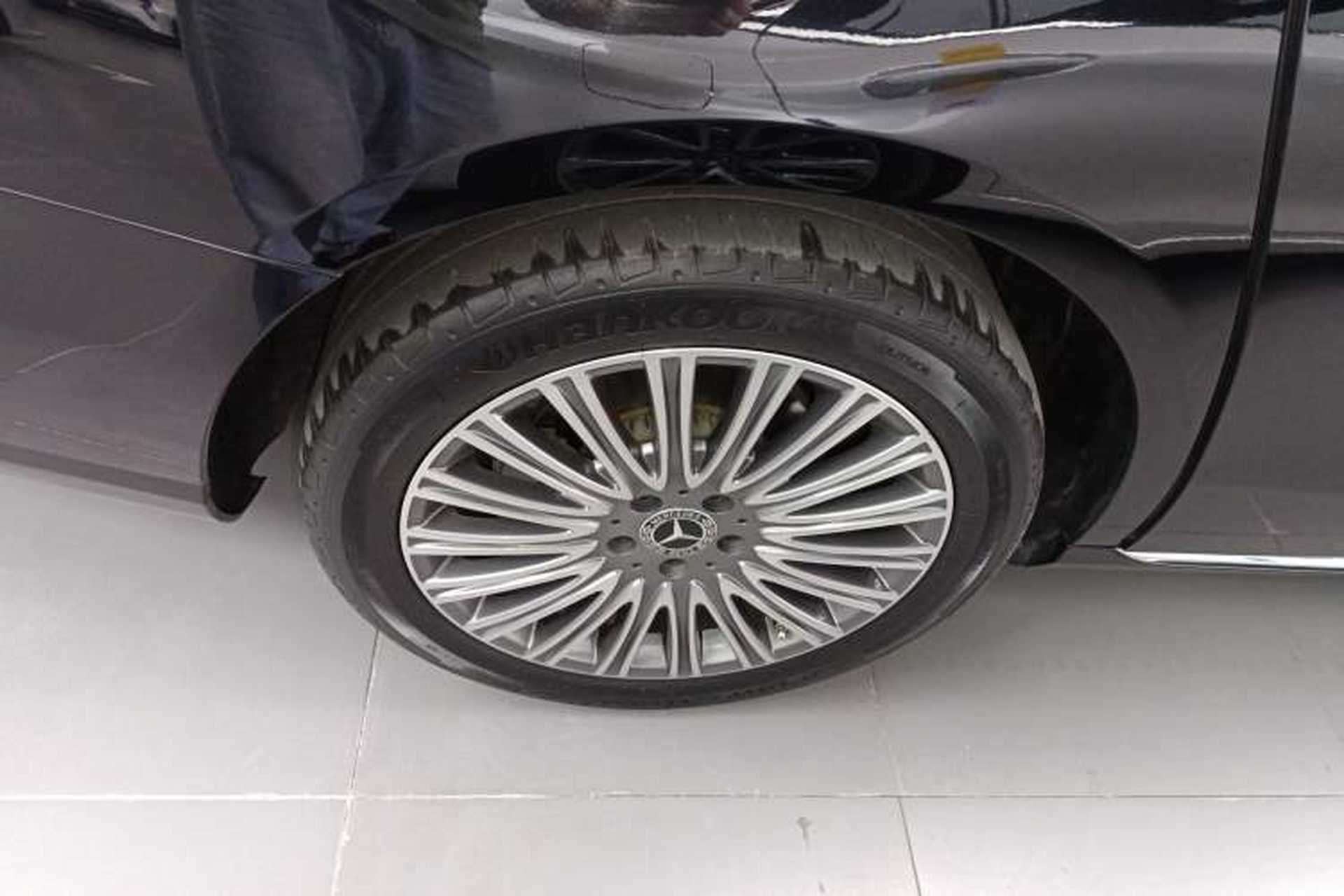 Used Mercedes-Benz E-Class 2022 Second Facelift E 300 L Fashion Edition Right Rear Wheel Hub