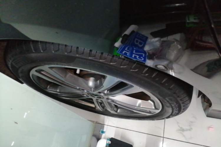 Used Mercedes-Benz E-Class 2022 E 260 L Sport Edition Right Rear Wheel Hub