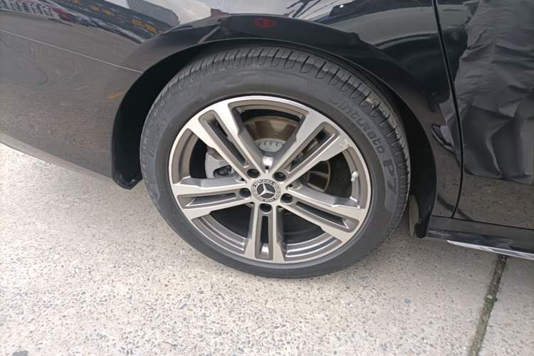Used Mercedes-Benz E-Class 2022 Restyled E 260 L Sport Edition Right Rear Wheel Hub