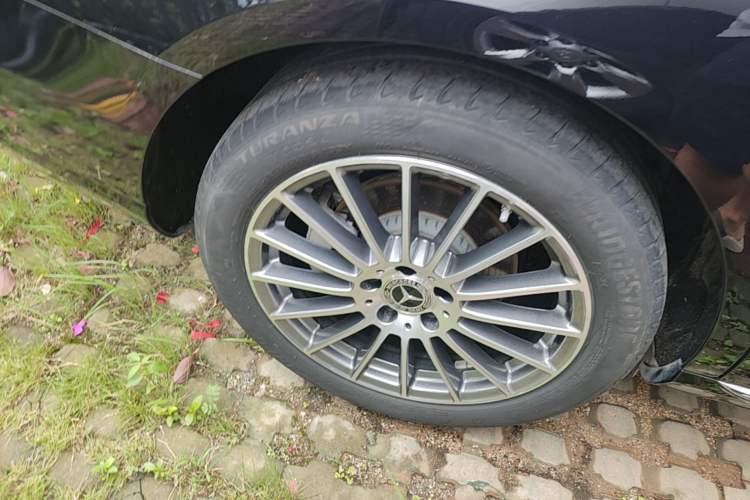 Used Mercedes-Benz E-Class 2022 Second Facelift E 260 L Right Rear Wheel Hub