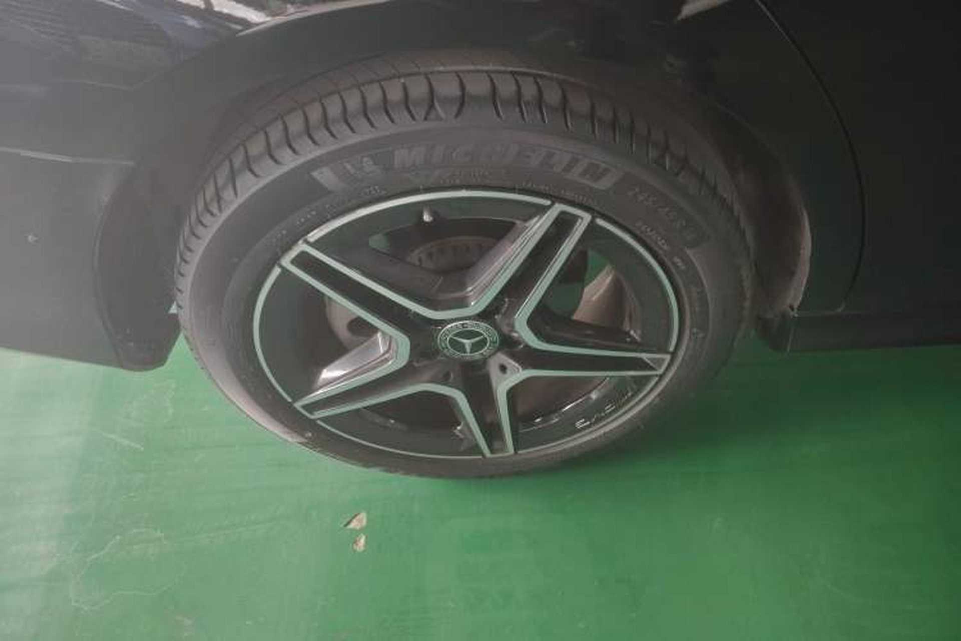 Used Mercedes-Benz E-Class 2022 E 300 Stylish Sports Edition Right Rear Wheel Hub