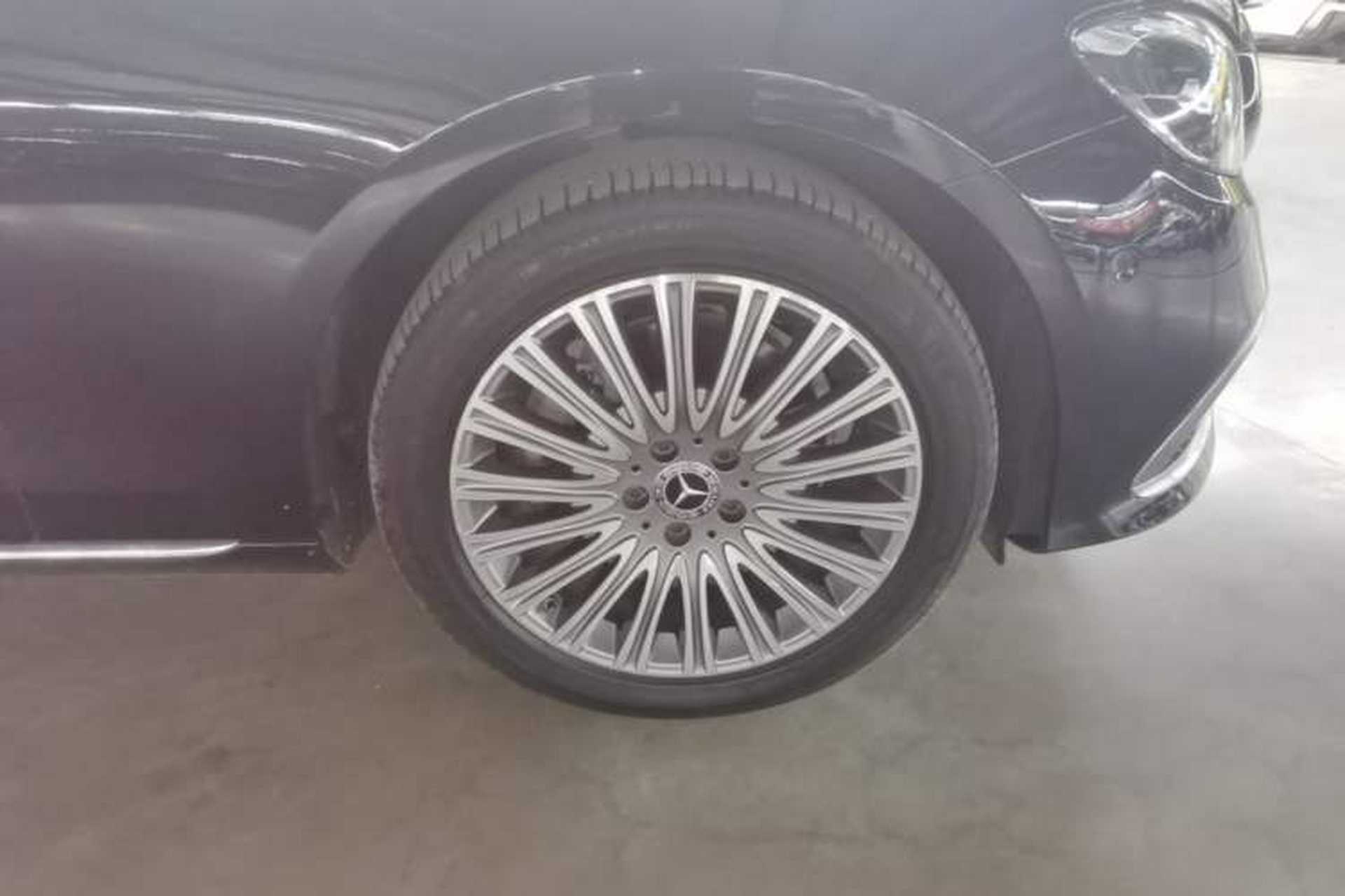 Used Mercedes-Benz E-Class 2022 Revised Version E 300 L Luxury Edition Right Rear Wheel Hub