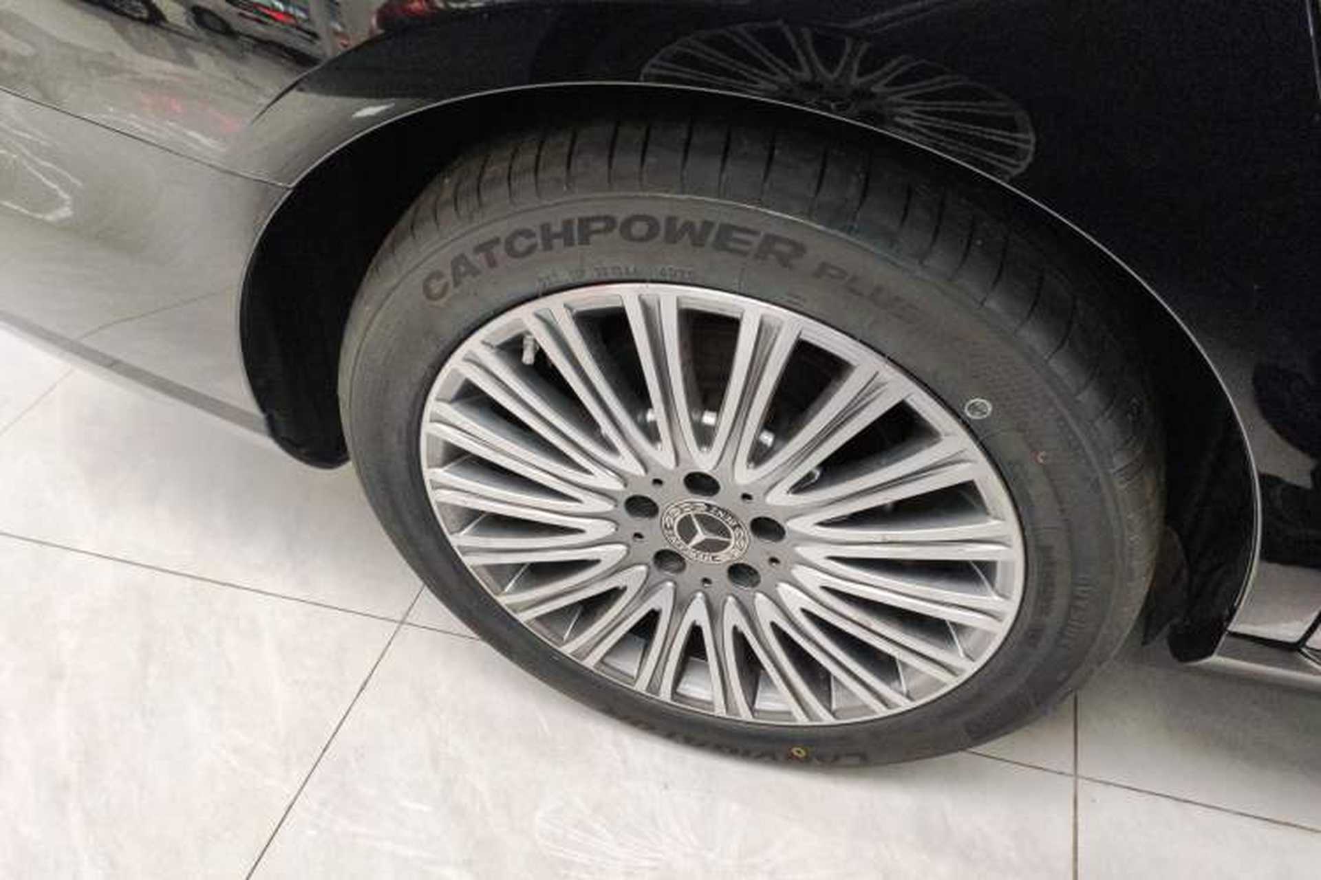 Used Mercedes-Benz E-Class 2022 Second Facelift E 300 L Fashion Edition Right Rear Wheel Hub