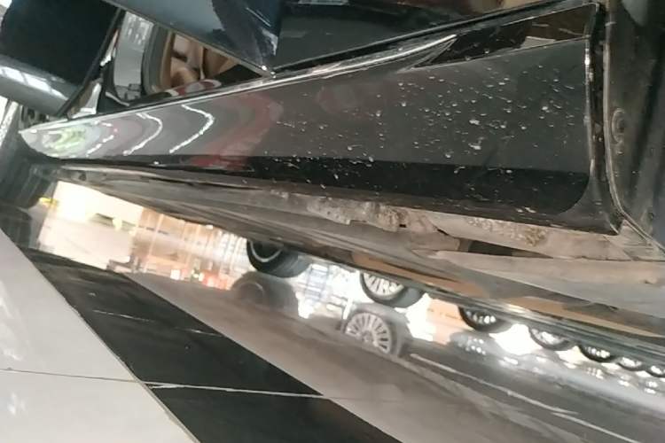 Used Mercedes-Benz E-Class 2022 Revised Version E 300 L Luxury Edition Right Side Sill