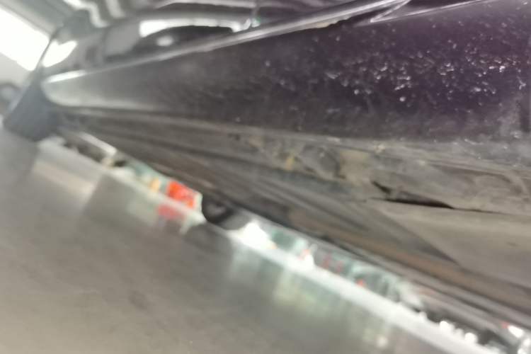 Used Mercedes-Benz E-Class 2022 Revised Version E 300 L Luxury Edition Right Side Sill