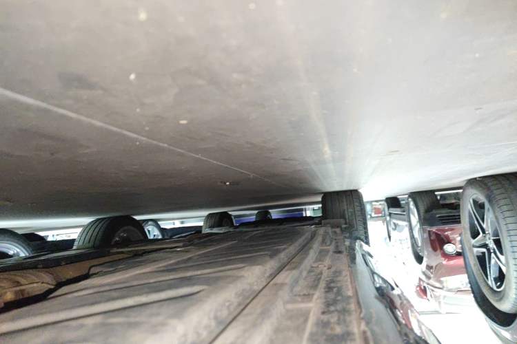 Used Mercedes-Benz E-Class 2022 Revised Version E 300 L Luxury Edition Right Side Sill