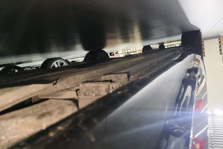 Used Mercedes-Benz E-Class 2022 Second Facelift E 260 L Right Side Sill