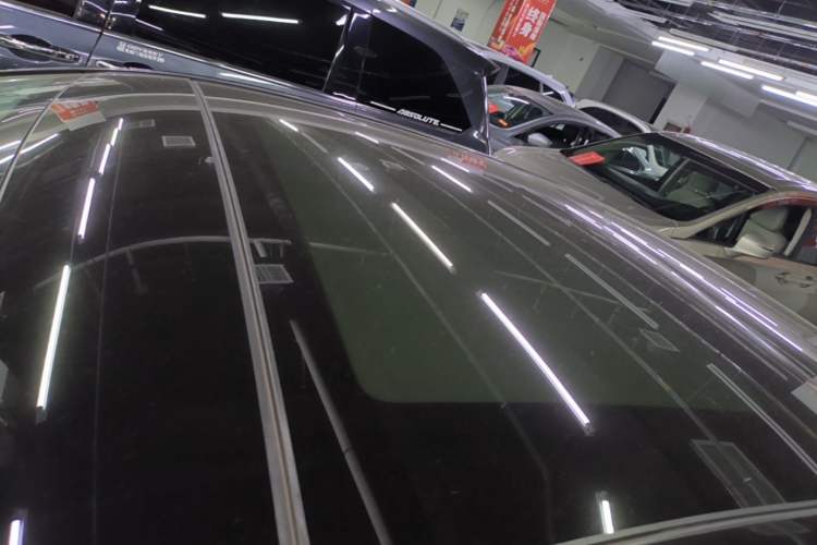 Used Mercedes-Benz E-Class 2022 E 260 L Roof
