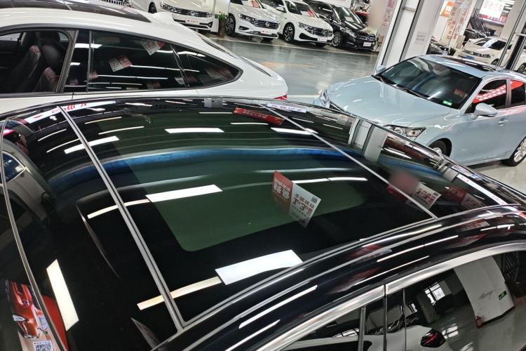 Used Mercedes-Benz E-Class 2022 Revised Version E 300 L Luxury Edition Roof
