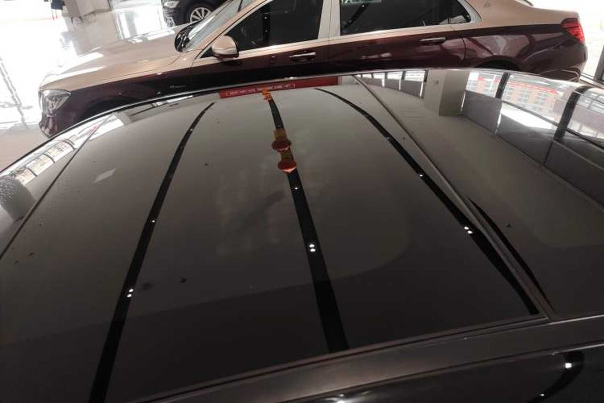 Used Mercedes-Benz E-Class 2022 Updated E 260 L Roof