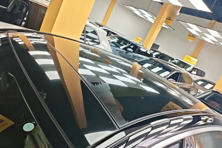 Used Mercedes-Benz E-Class 2022 Second Facelift E 300 L Luxury Edition Roof