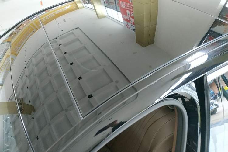Used Mercedes-Benz E-Class 2022 E 300 L Stylish Model Roof