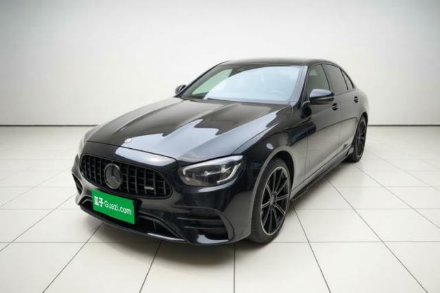 Ojetý Mercedes-Benz E-Class 2022 Revised E 300 L Sporty and Stylish Edition