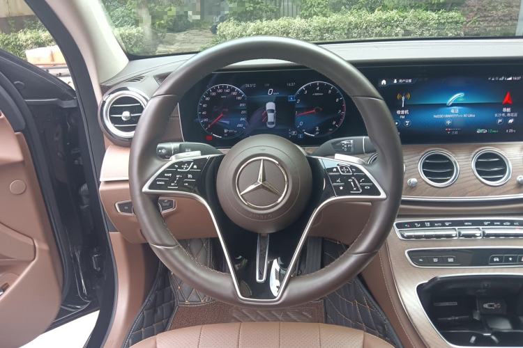 Used Mercedes-Benz E-Class 2022 E 300 L Luxury Model Steering Wheel